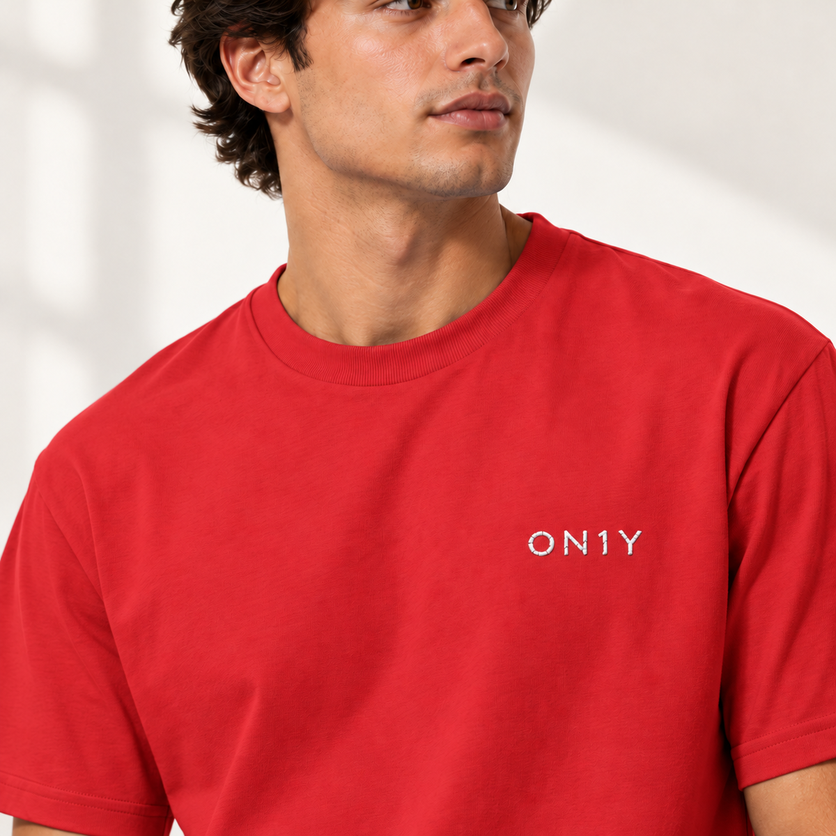 ON1Y WHITE EMBROIDERED HEAVYWEIGHT TEE