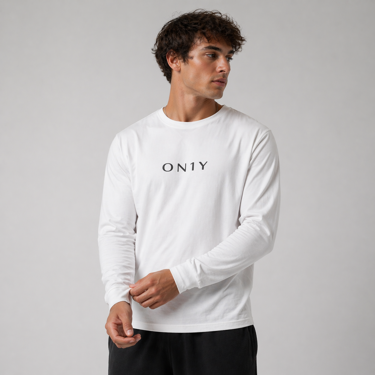 ON1Y Core Label Long Sleeve Tee